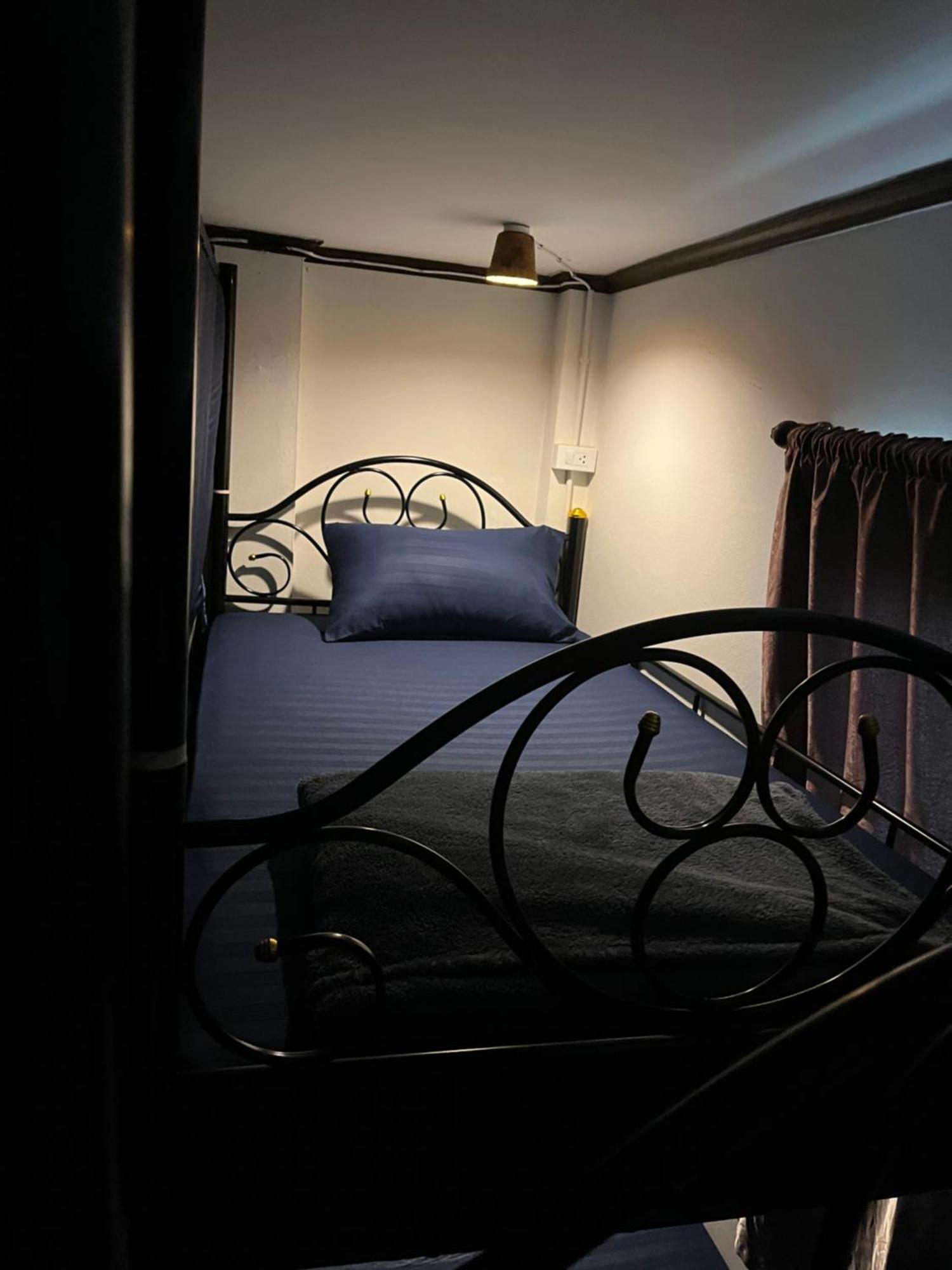 Moon Dolphin Hostel Haad Rin Extérieur photo